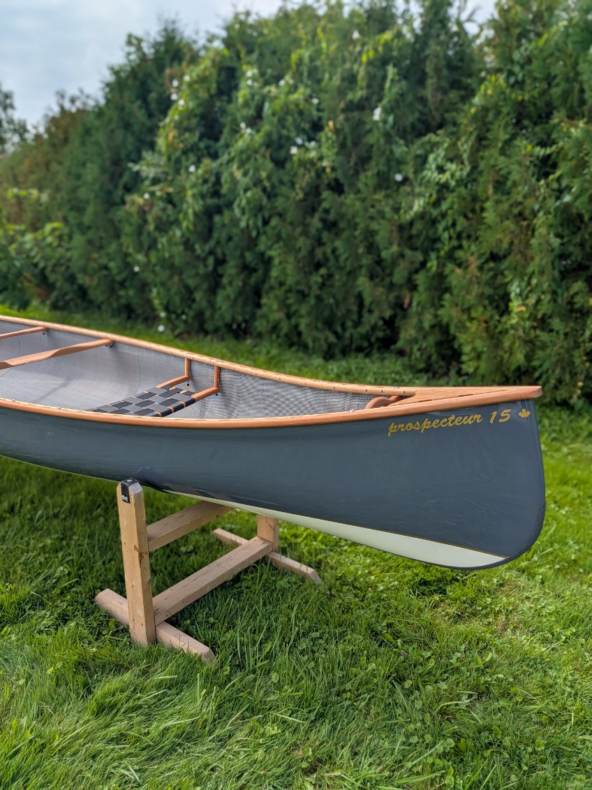 RHEAUME 15' PROSPECTOR KEVLAR TWO-TONE GREY/WHITE CANOE