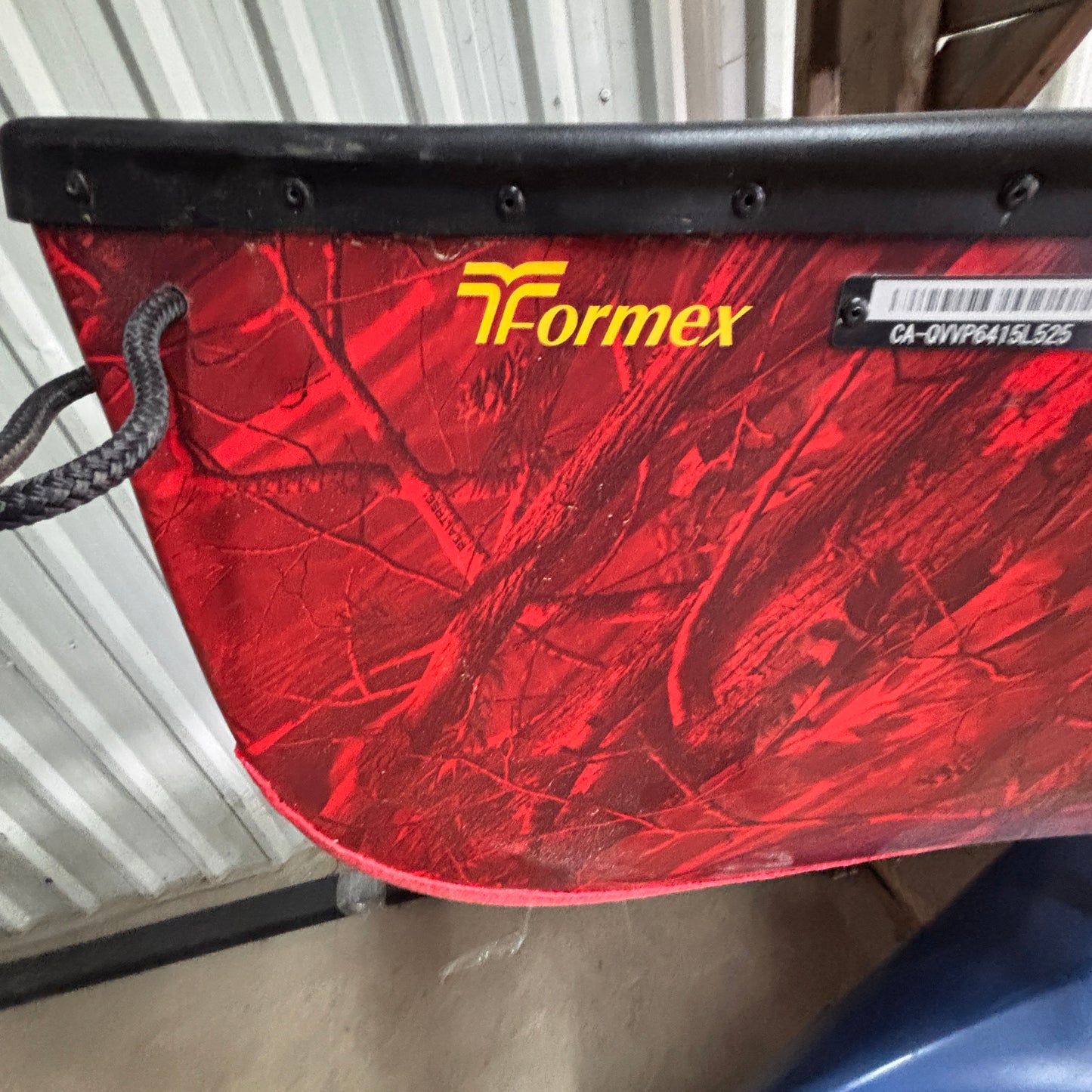 CUSTOM ESQUIF 16' PROSPECTOR  RED CAMO