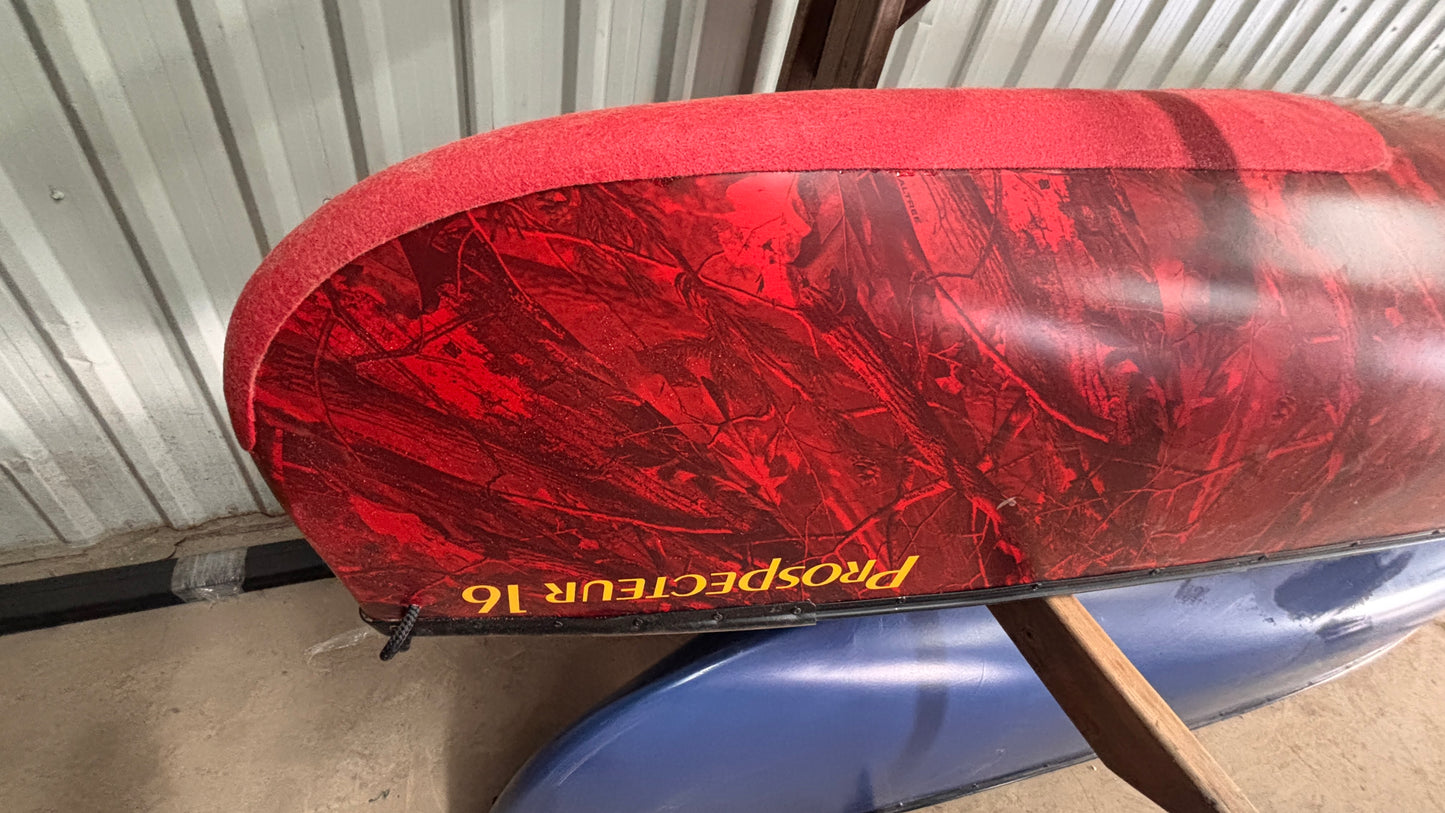 CUSTOM ESQUIF 16' PROSPECTOR  RED CAMO