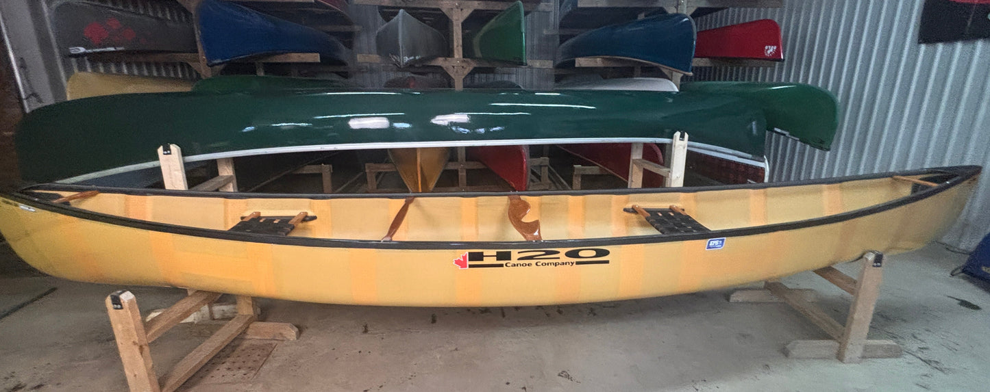 H20 Alpha 16' Pro Lite Carbon - Kevlar Yellow