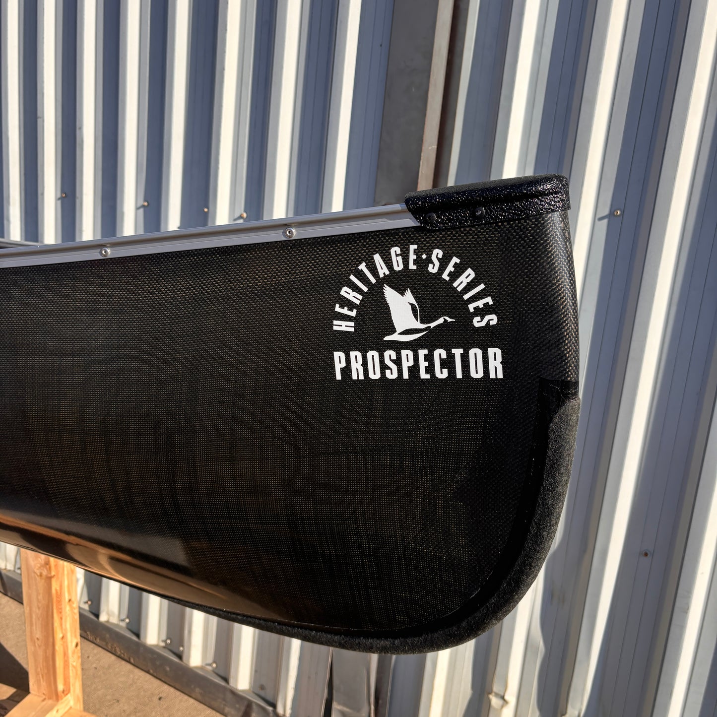 H20 Prospector -Pro Lite  Carbon 16' 4"