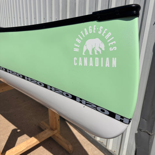 H20 15' CANADIAN -GWN  Carbon Kevlar Green / White