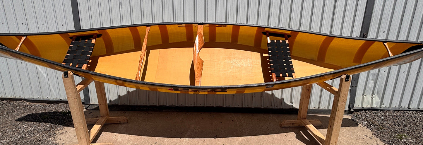 ONLY 33 pounds!!!    H20 16' 4" Prospector - Pro Lite Kevlar