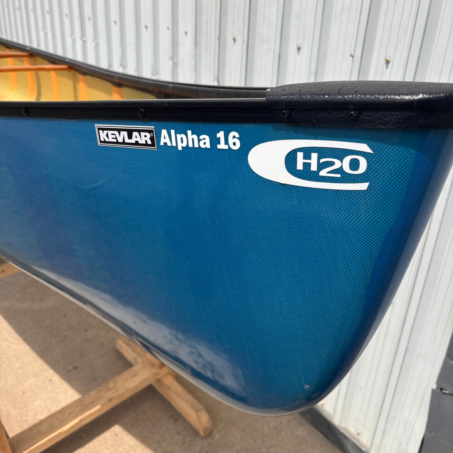 H20 Alpha 16' Pro Lite - Kevlar Blue