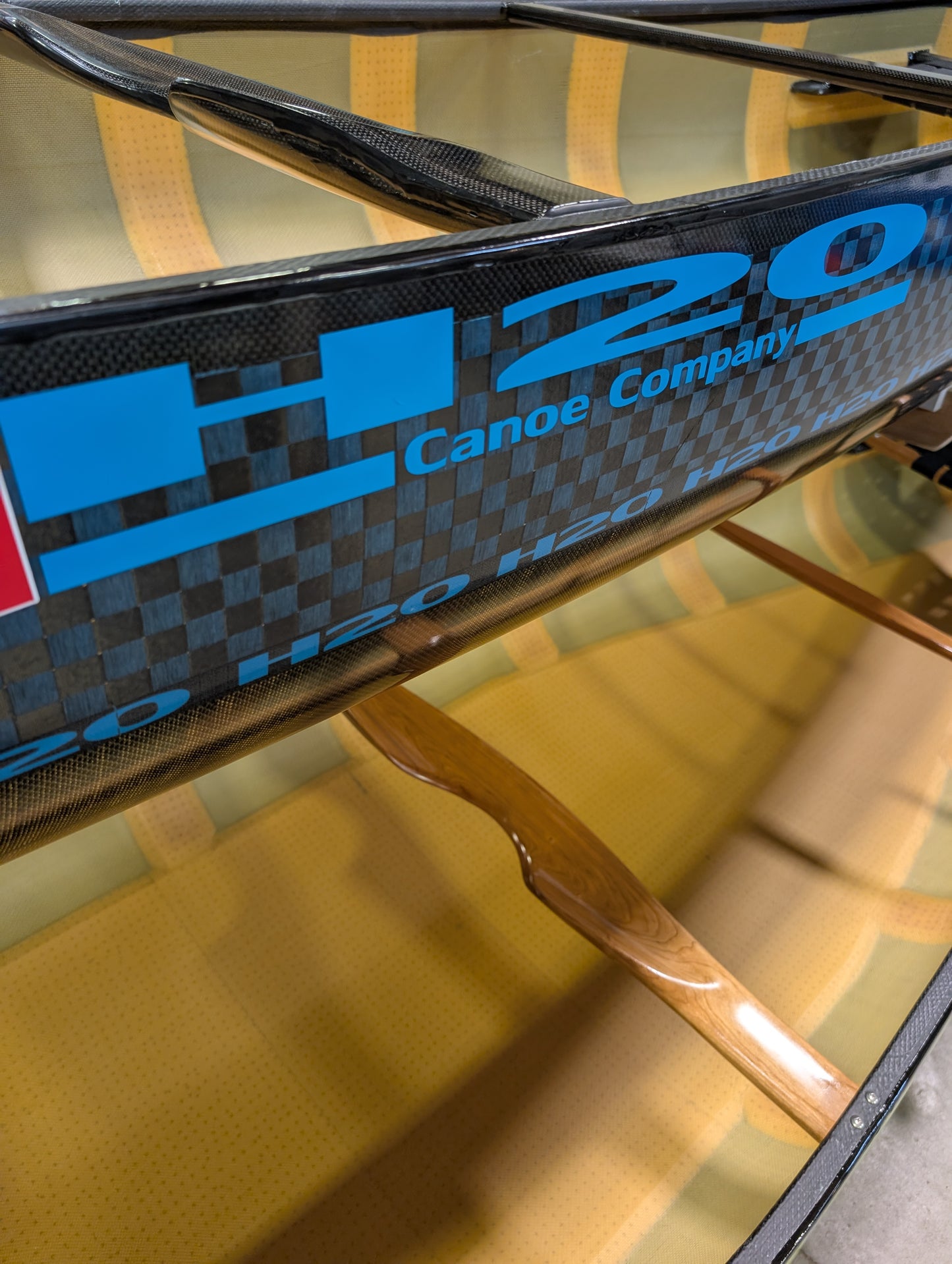 H2O PROSPECTOR 16'4 PRO LITE CARBON w/ CARBON PARTS