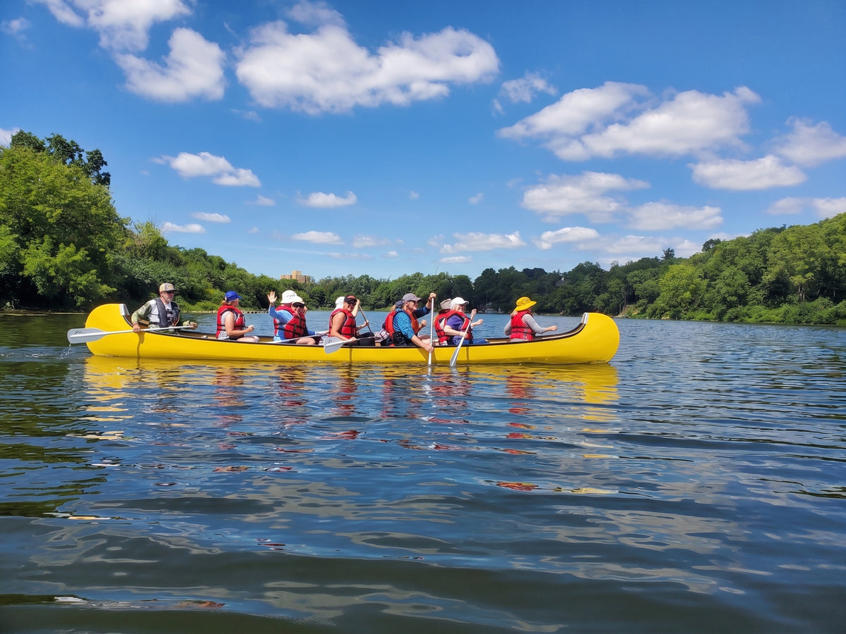 VOYAGEUR CANOES