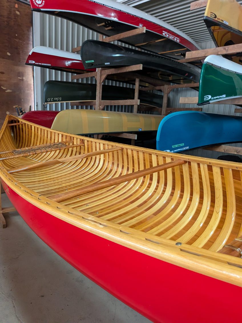 RHEAUME 16' PROSPECTOR CEDAR RED CANOE
