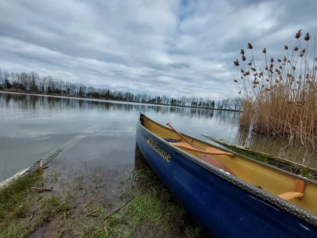 Rheaume 15' Prospector Kevlar Canoe with Composite Gunwales: LIMITED QUANTITY - AVAILABLE